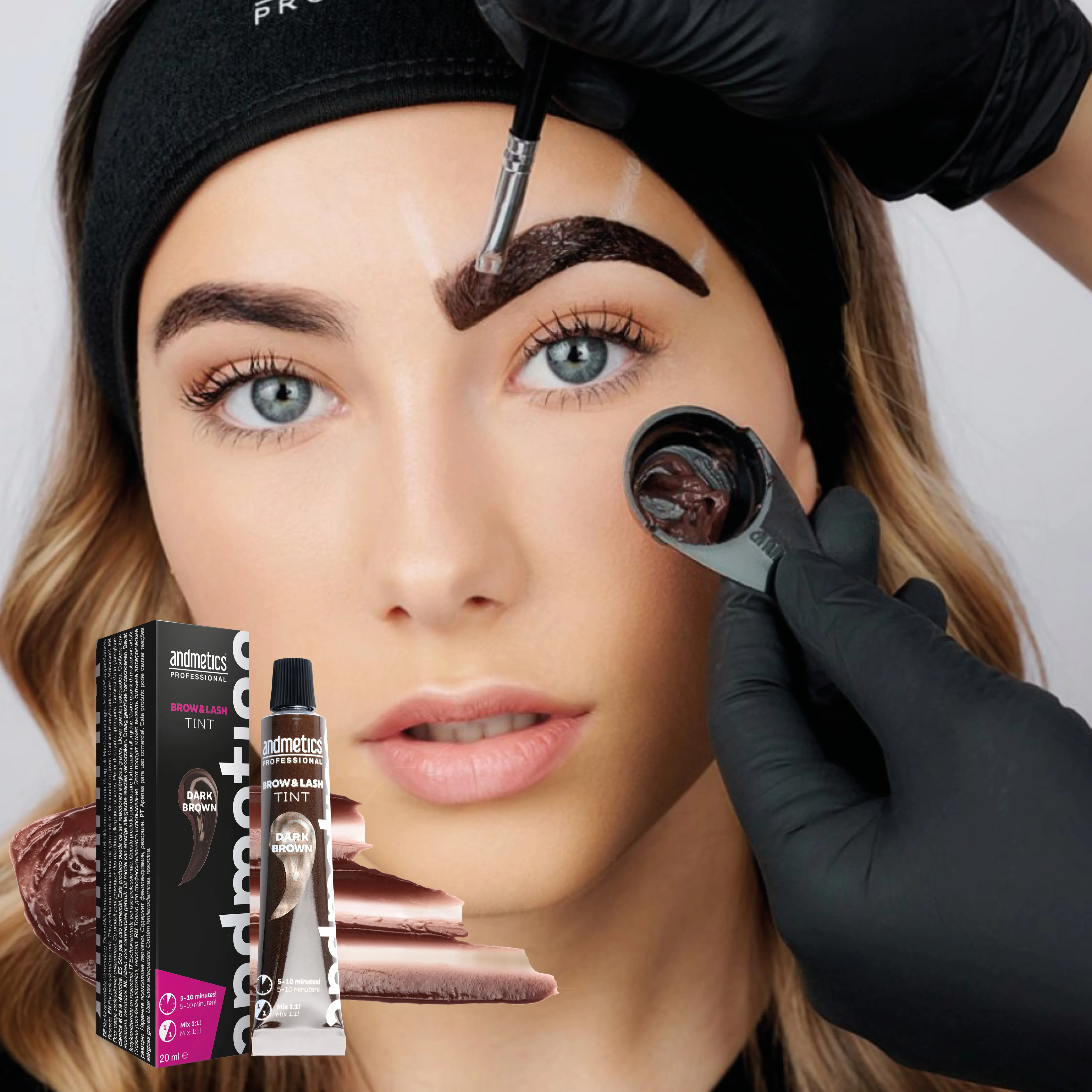 Augenbrauen mit andmetics färben