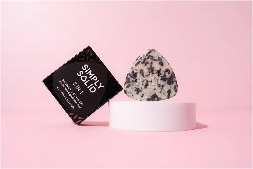 Simply Solid 2 in 1 Shower and Shampoo